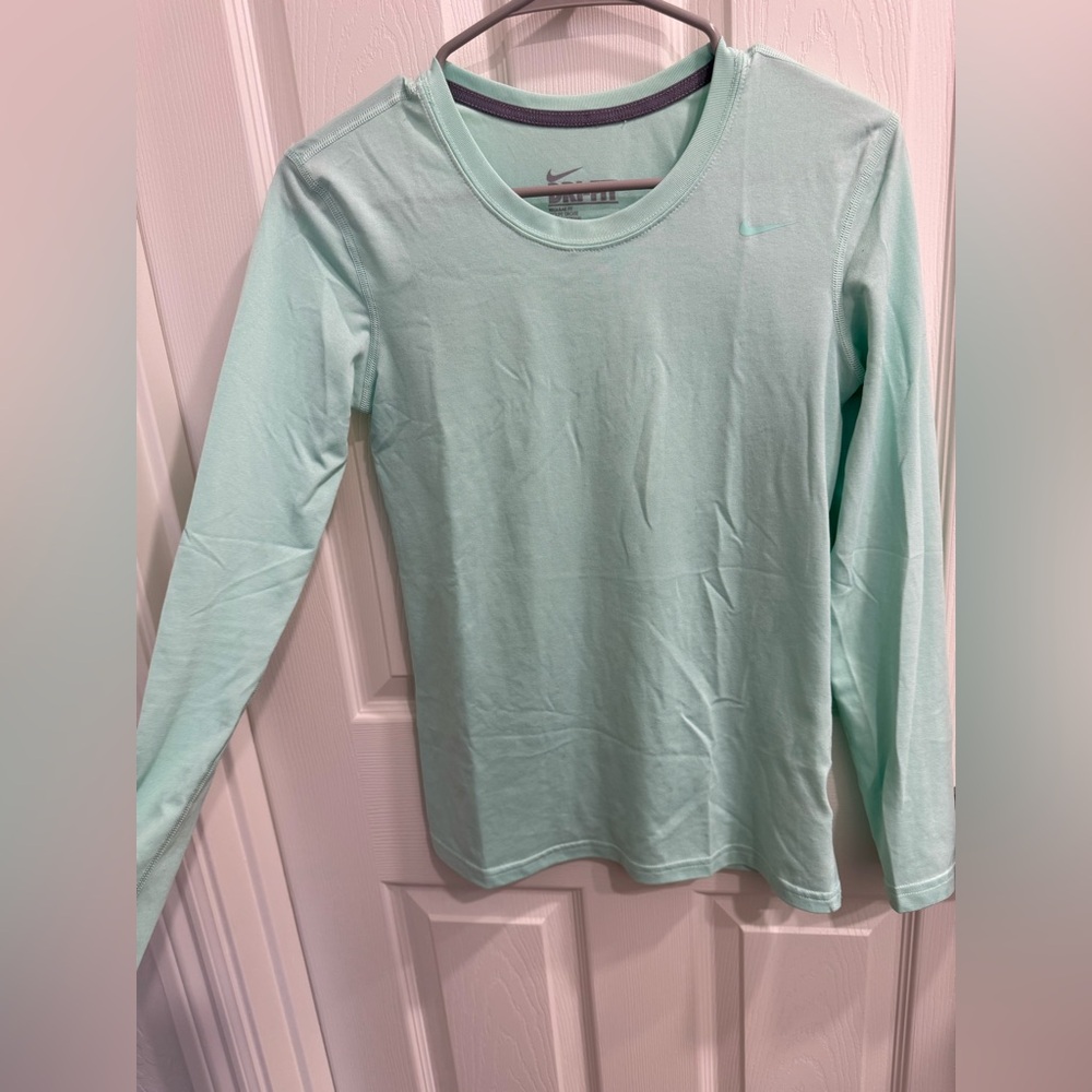 Nike Light Green Long Sleeve Top
